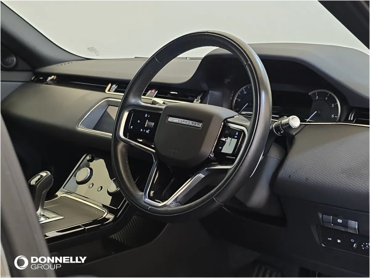 Land Rover Range Rover Evoque Hatchback R-Dynamic - Image 4