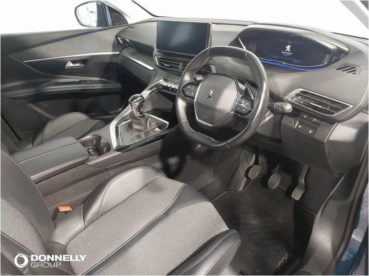 Peugeot 3008 Diesel Estate Allure Premium - Image 4