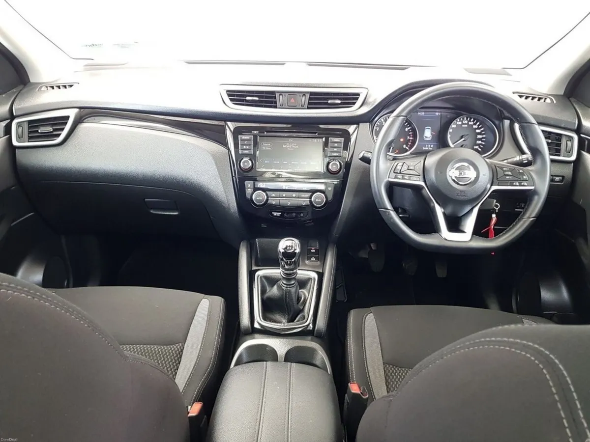 Nissan Qashqai 1.3 PET SV - Image 2