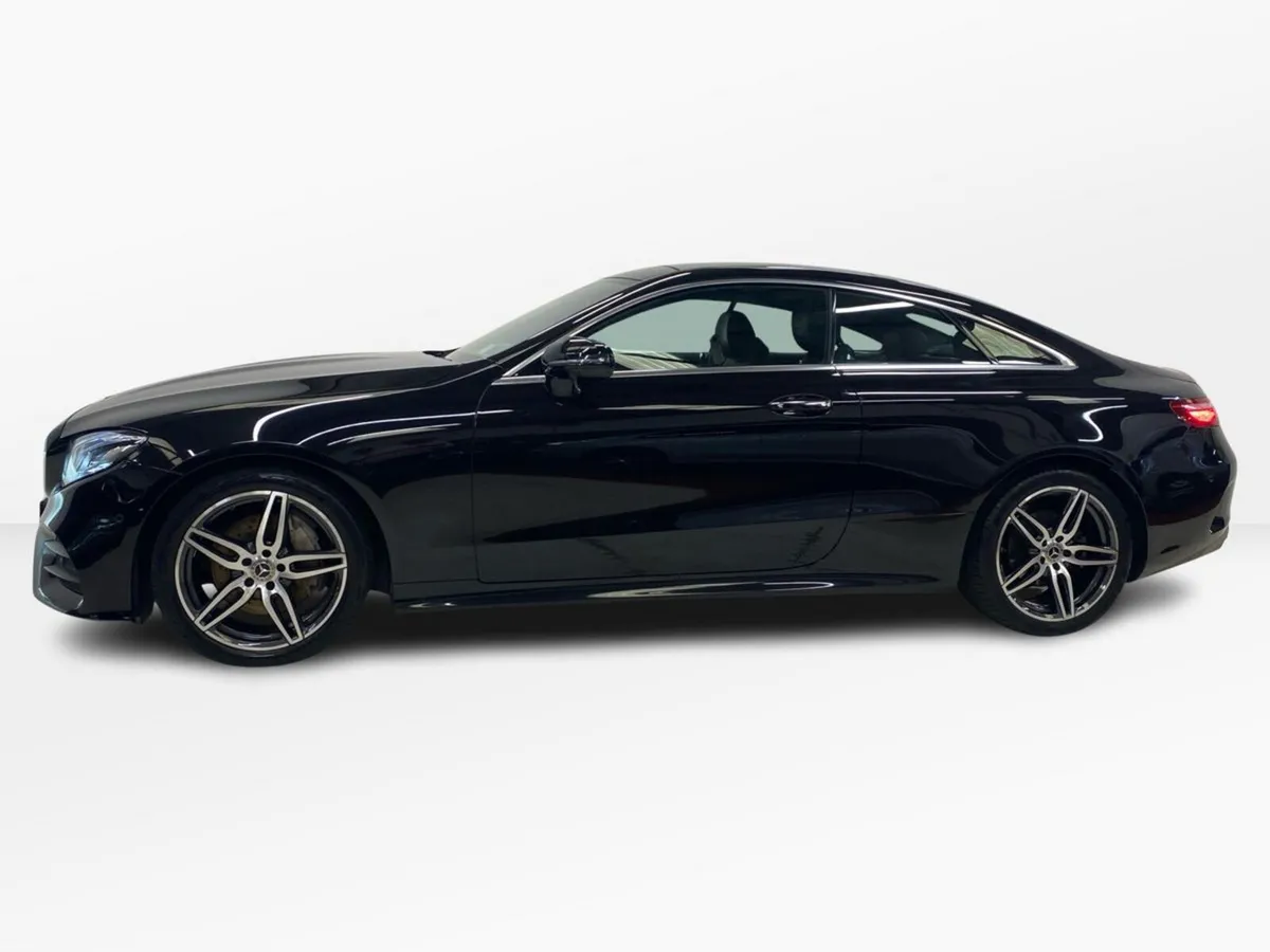 Mercedes-Benz E-Class E 300 D 4MATIC COUPE AMG Sty - Image 5