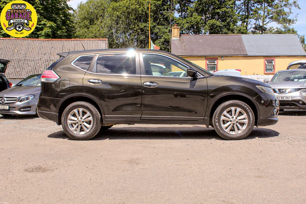 2016 Nissan X-Trail 1.6 DCI  7 Seater Pan Roof - Image 2