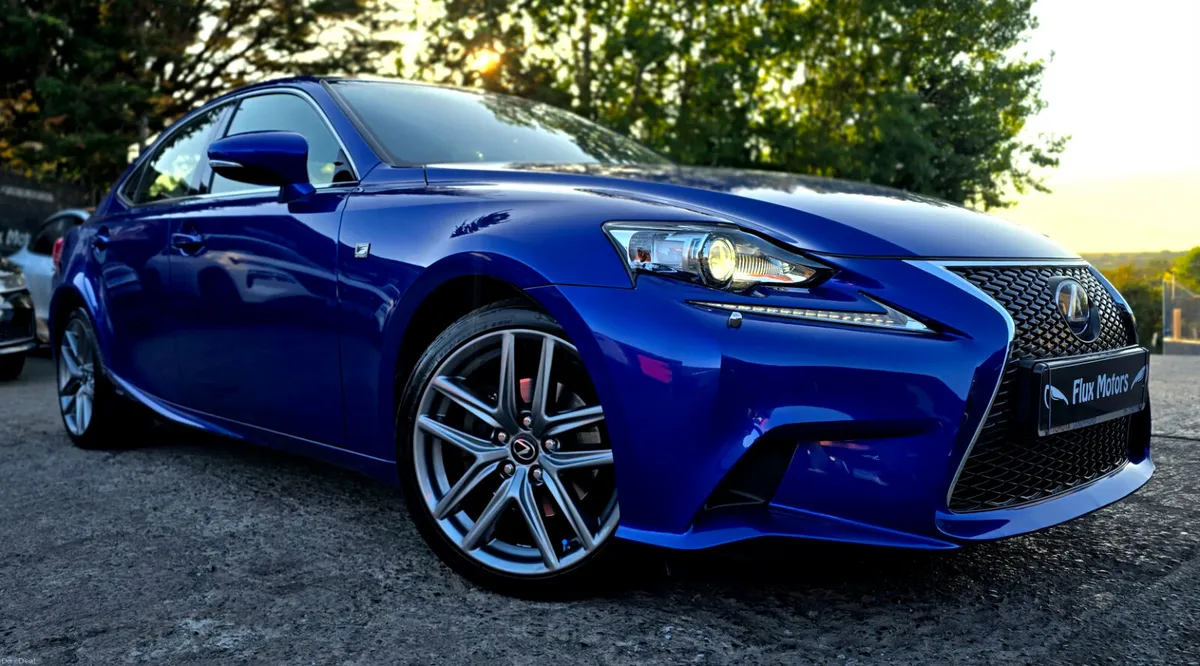 🔥2014 Lexus IS300h Sport Full Main Dealer History - Image 1