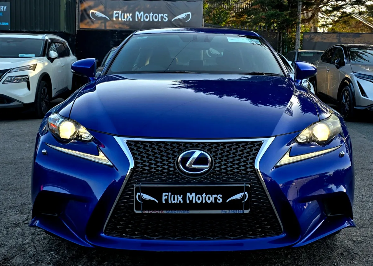 🔥2014 Lexus IS300h Sport Full Main Dealer History - Image 6