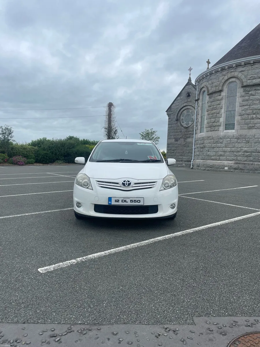 Toyota auris sport - Image 2