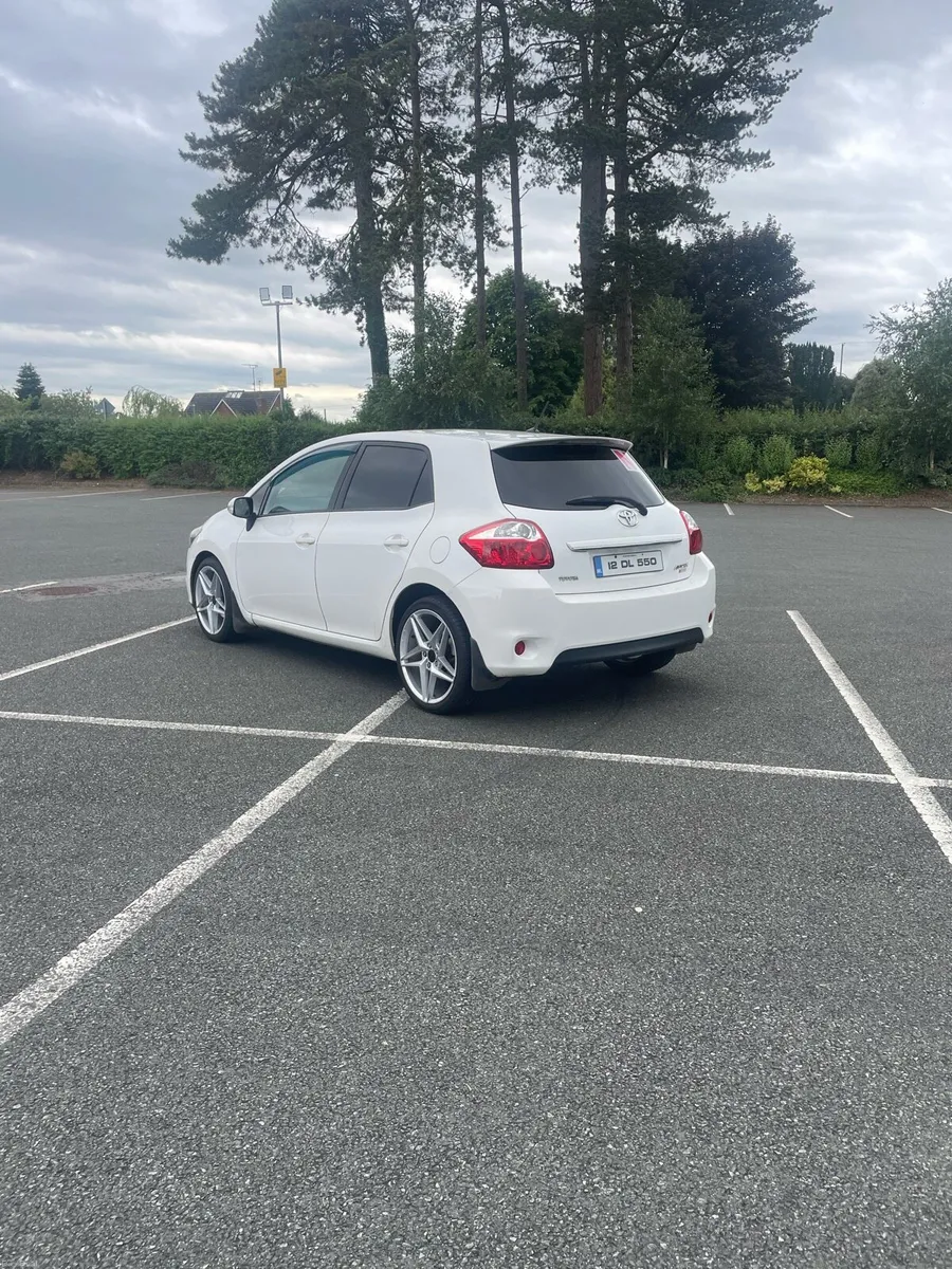 Toyota auris sport - Image 4