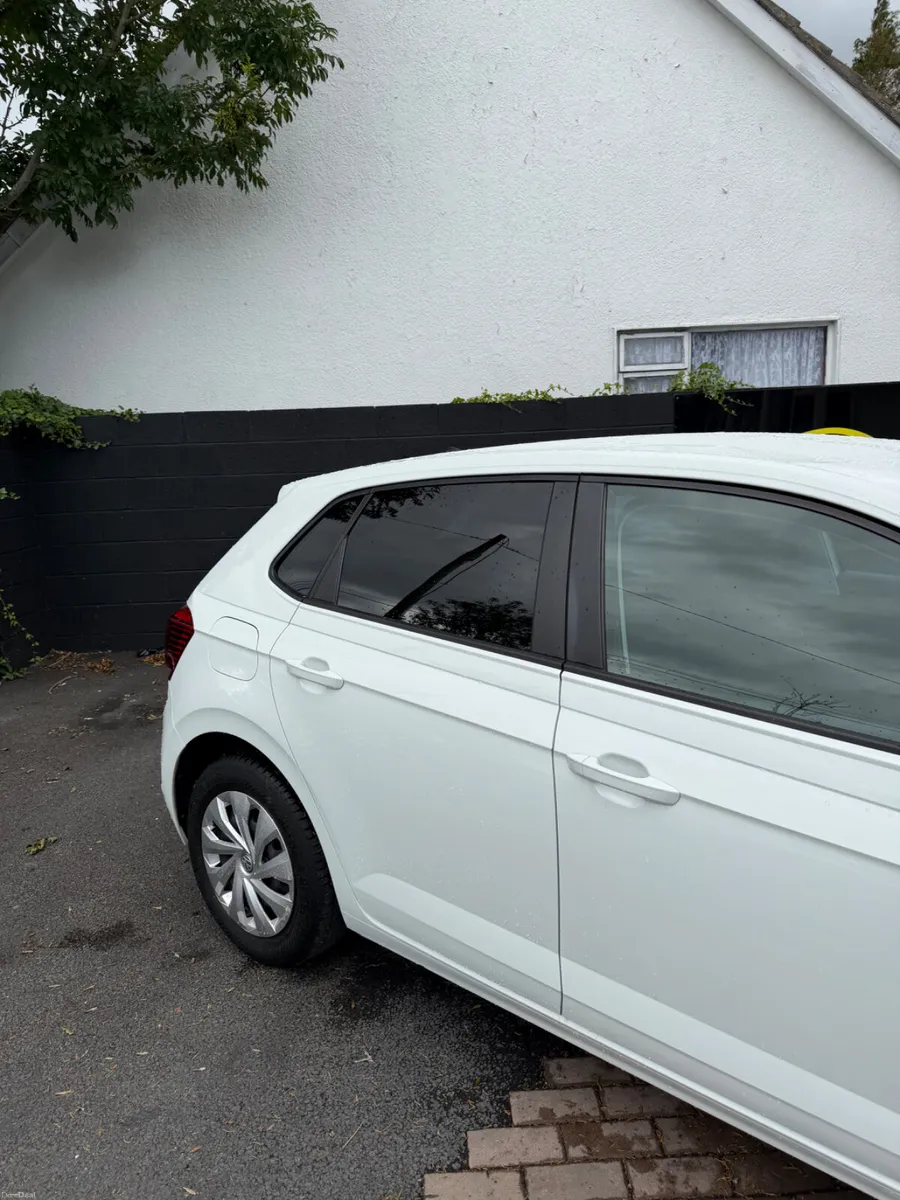 Volkswagen polo trendine 1.0 tsi auto - Image 4