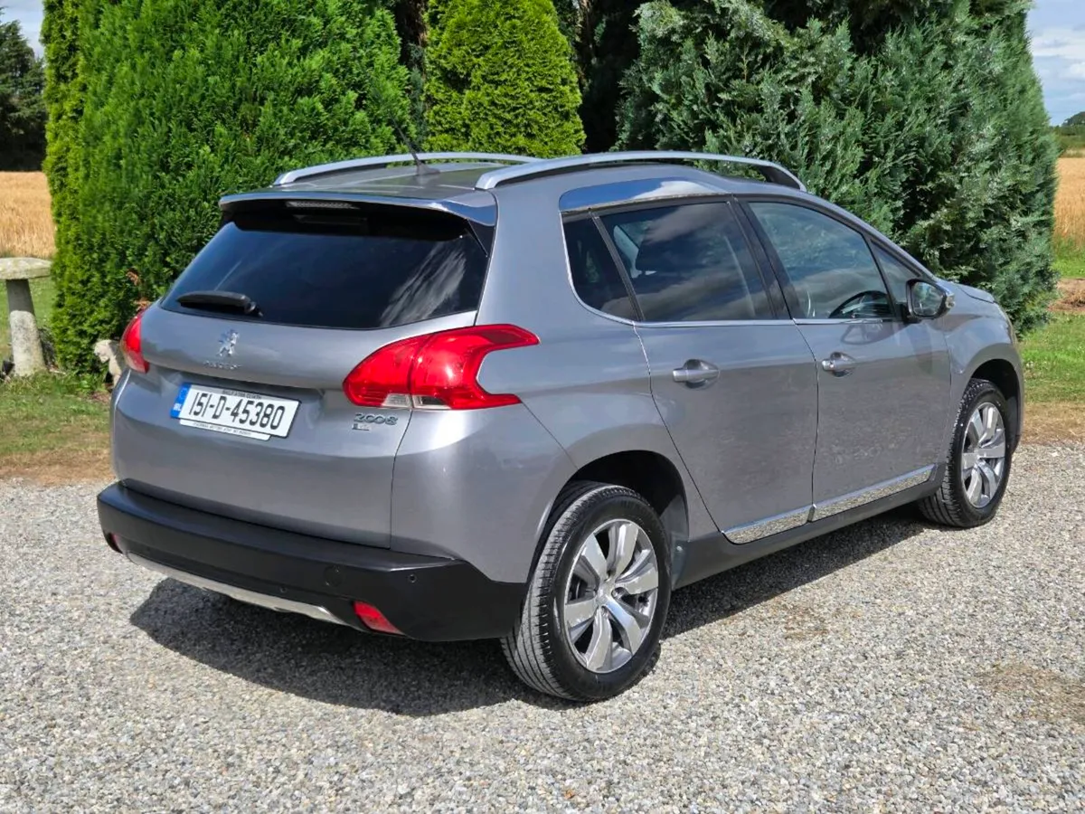 Very Low Mileage Peugeot 2008 1.2 EVti Automatic - Image 3