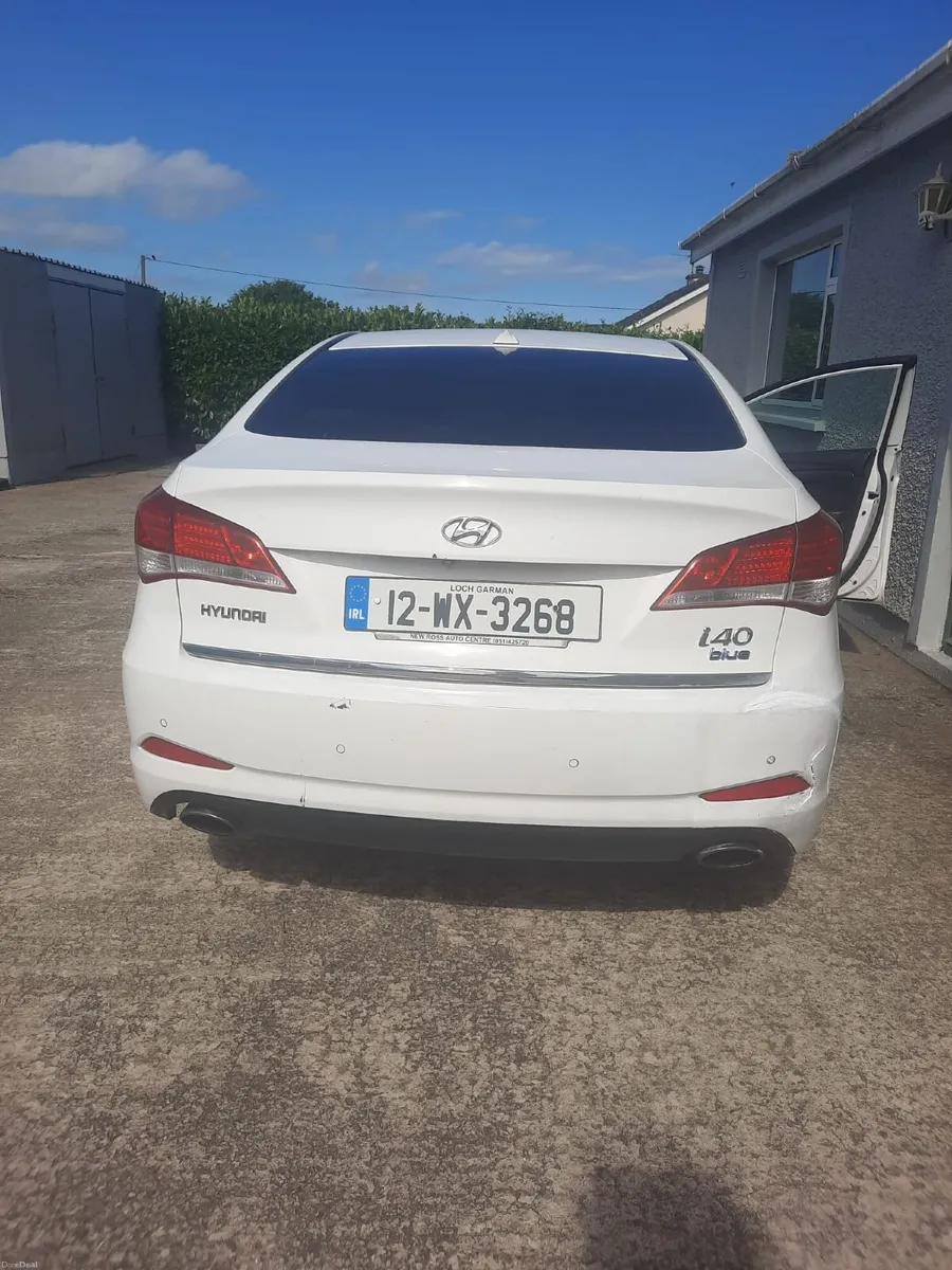 Hyundai i40 2012 - Image 2