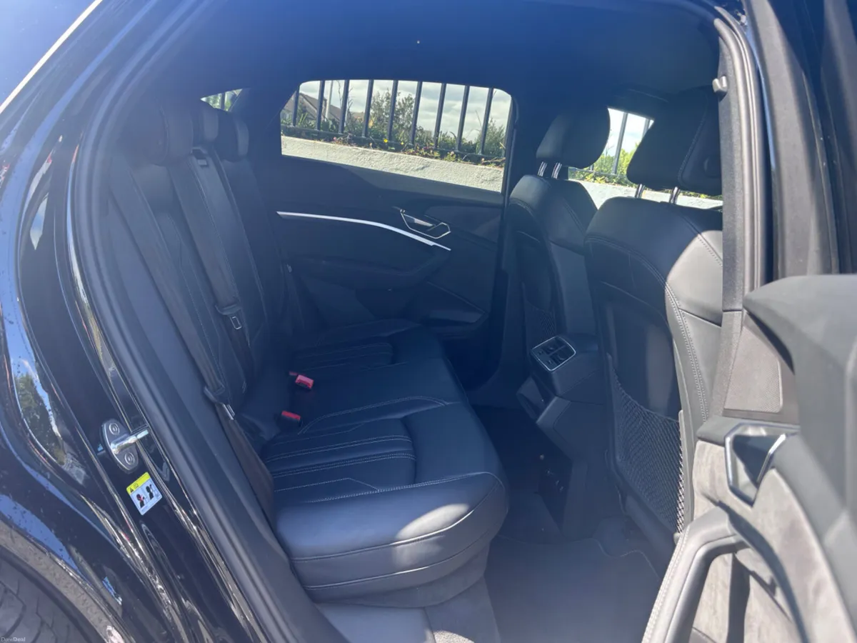 AUDI E- TRON BLACK EDITION 55 95KwH BATTERY - Image 5