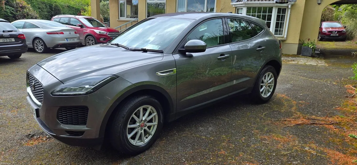Jaguar E-Pace 2018 - Image 4