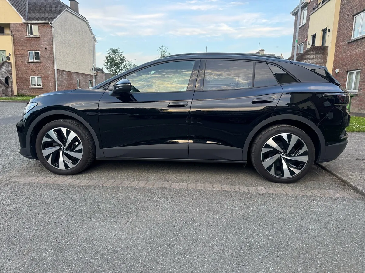 ID4 with Full VW Warranty - Image 4