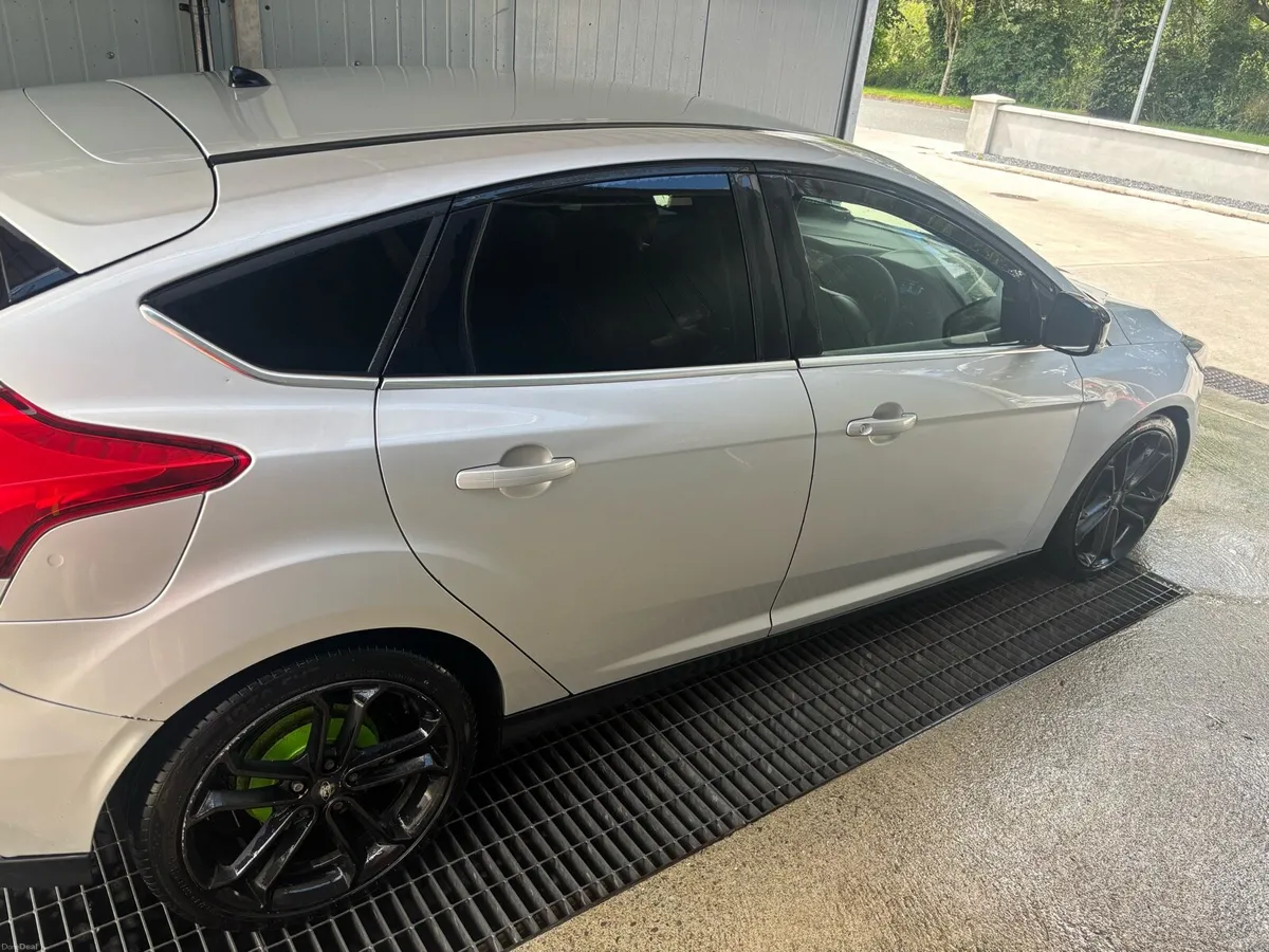 Ford focus - Image 4