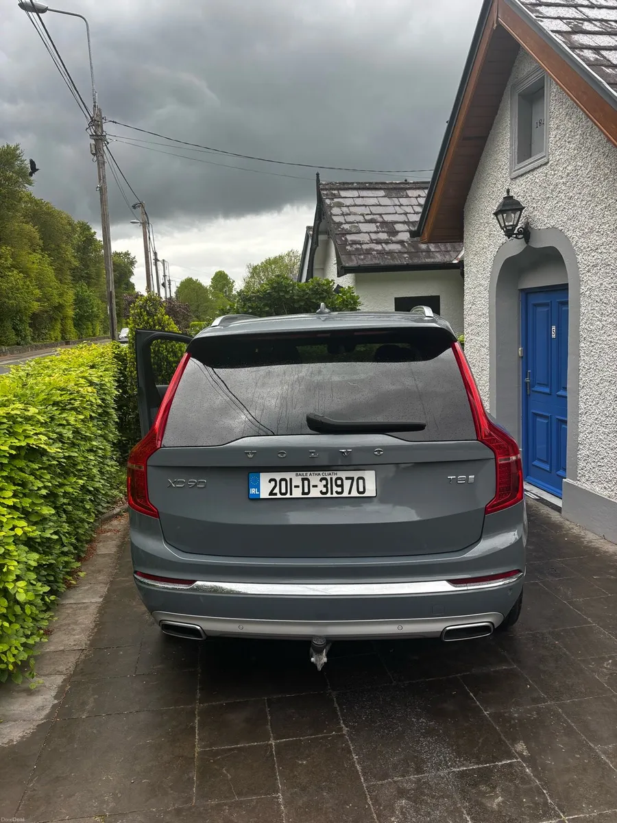 Volvo xc90 T8 hybrid inscription - Image 4