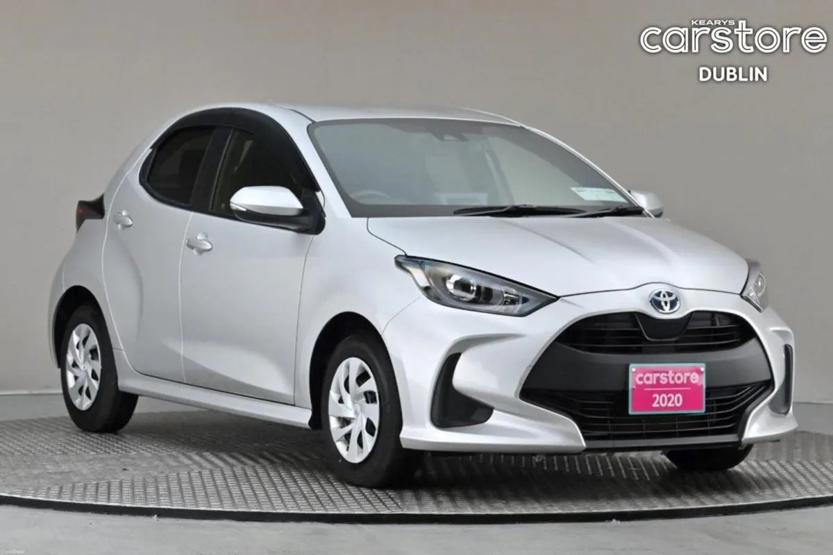 Toyota Yaris 1.5 PETROL HYBRID - Image 1