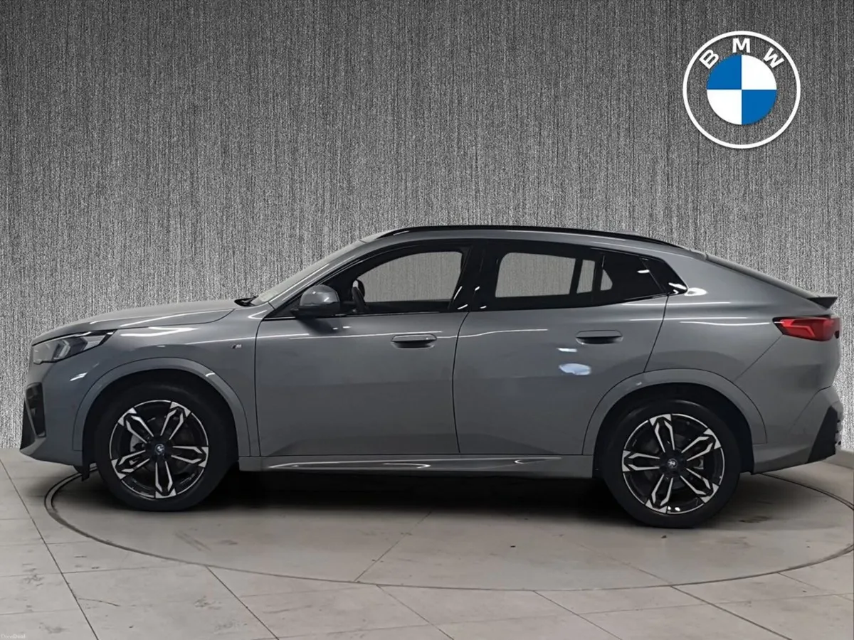 BMW iX2 eDrive20 M Sport - Image 4