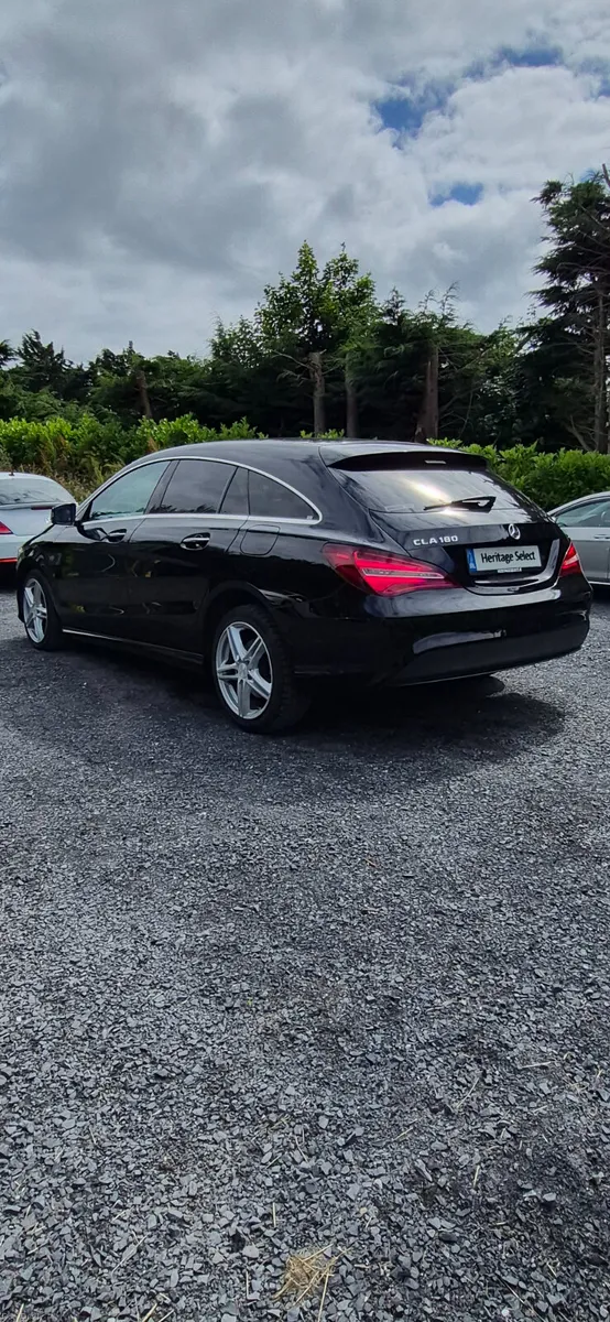 2017 MERCEDES-BENZ CLA1.6 AUTO SPORT SHOOTING BREA - Image 6