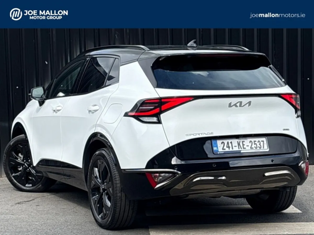 Kia Sportage Anniversary Edition Plug-in Hybrid ** - Image 3