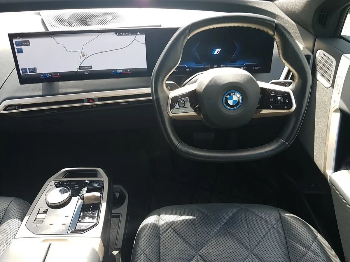 BMW iX M60 - Image 5