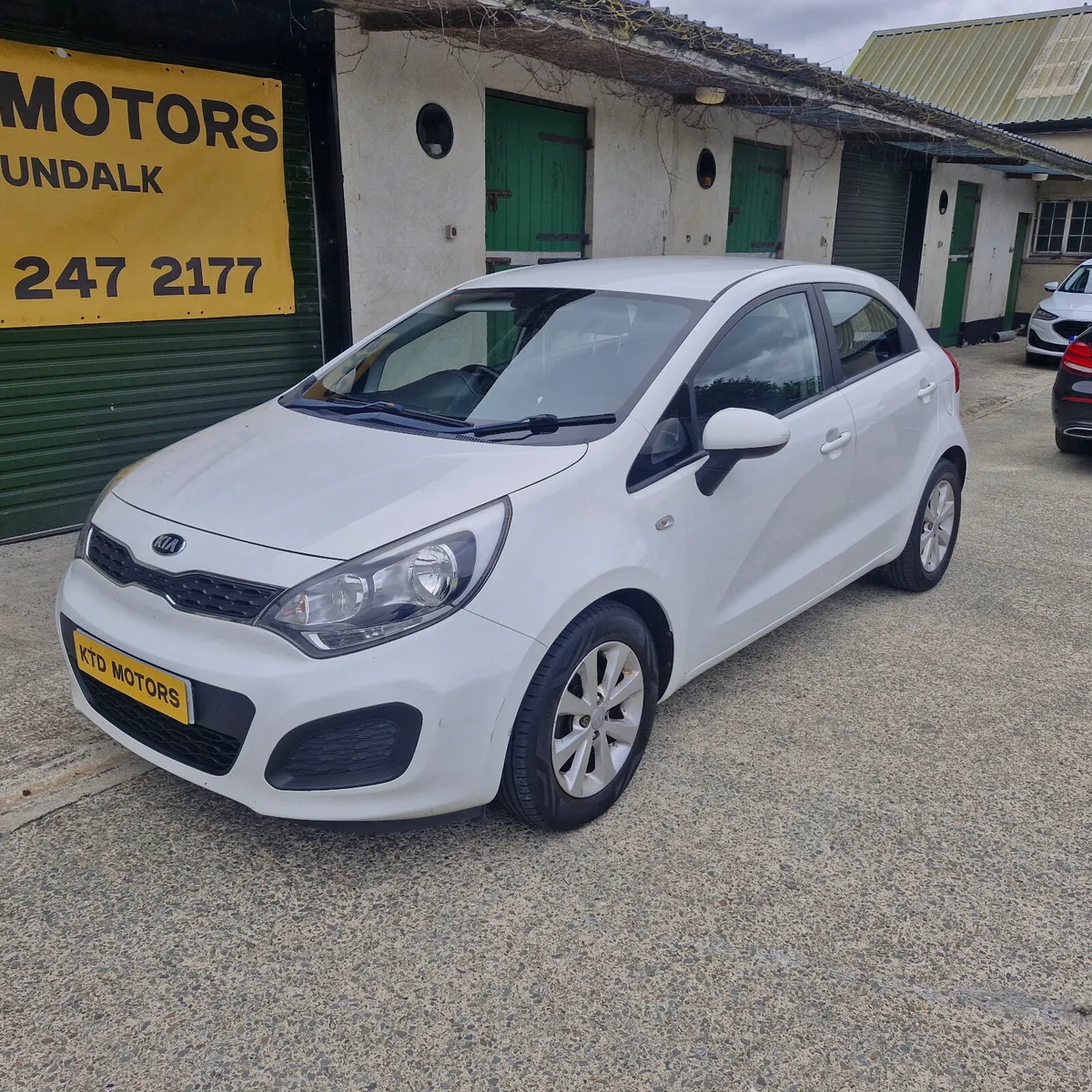 Kia Rio 2015 - Image 1