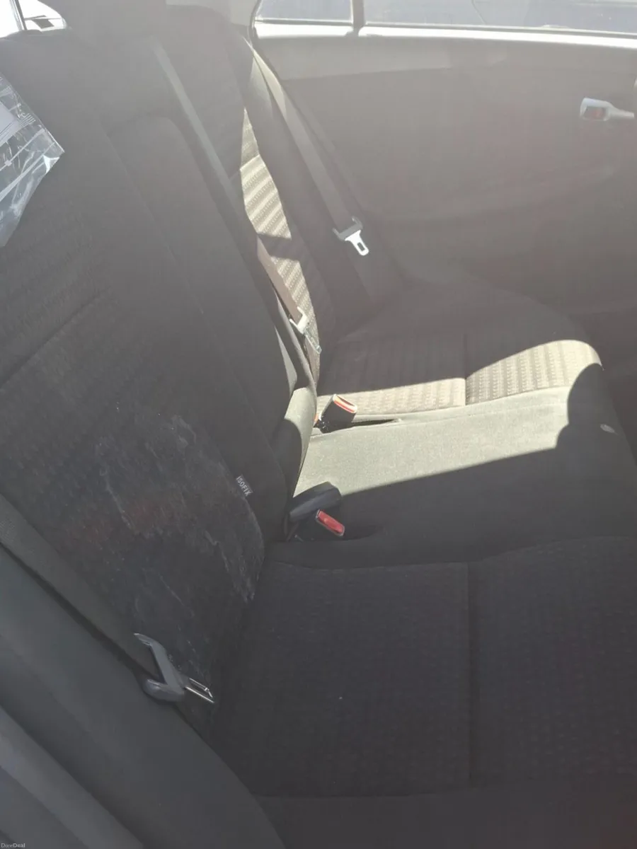 Toyota Corolla 2012 - Image 3