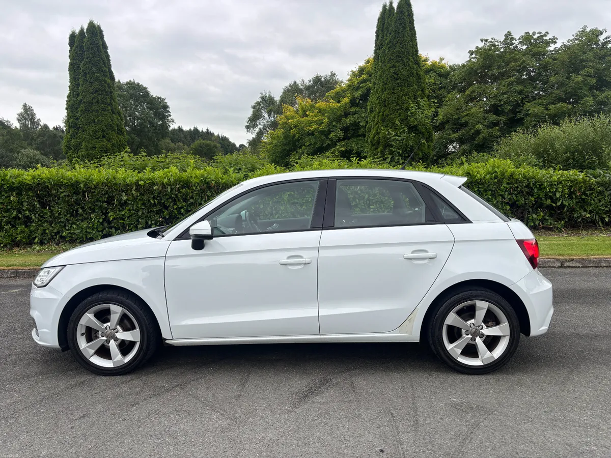 AUDI A1 1.0 TFSI AUTO 2016 - Image 4