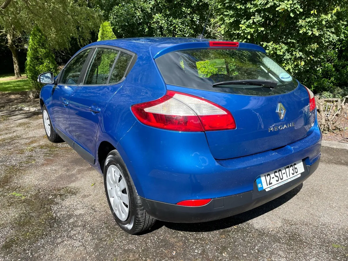 12 Renault Megan 1.5 Nct & Tax €1895 - Image 4