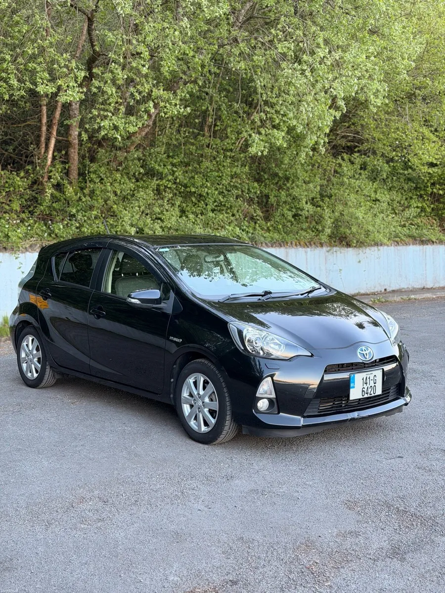 Toyota Aqua - Image 2