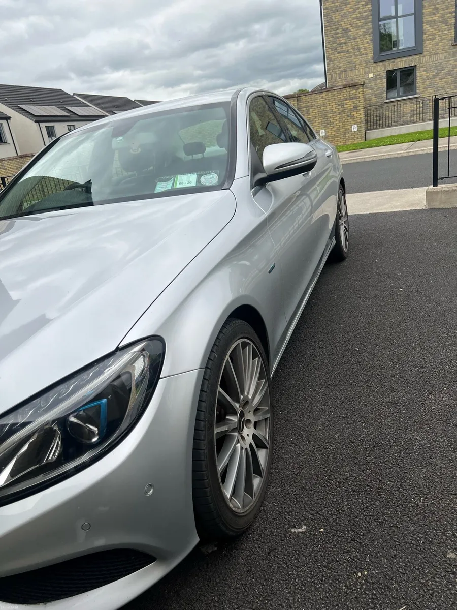 2017 Mercedes c350e Sport - Image 3