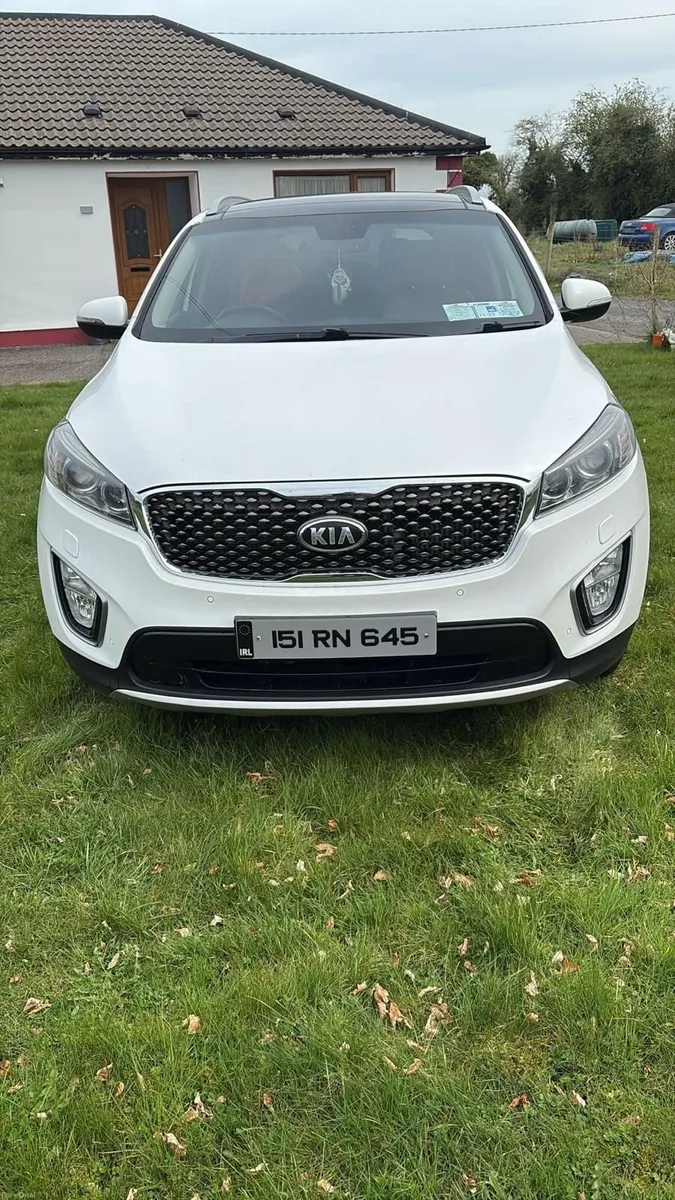 Kia Sorento 2015 - Image 1
