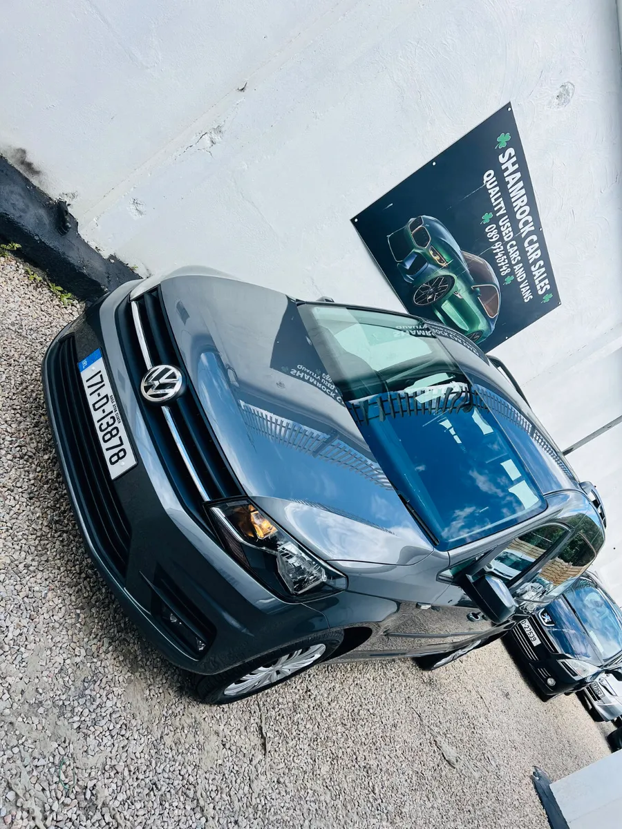 2017 Volkswagen Caddy Maxi life 1.6 tdi Auto - Image 1