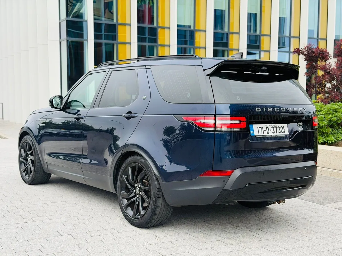 Land Rover Discovery - HSE Model - Image 2