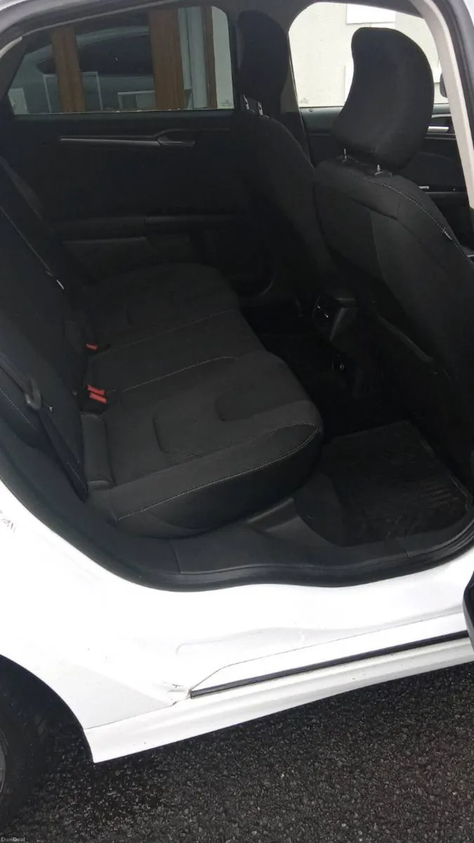 Ford mondeo Titanium 2L 180bhp - Image 5