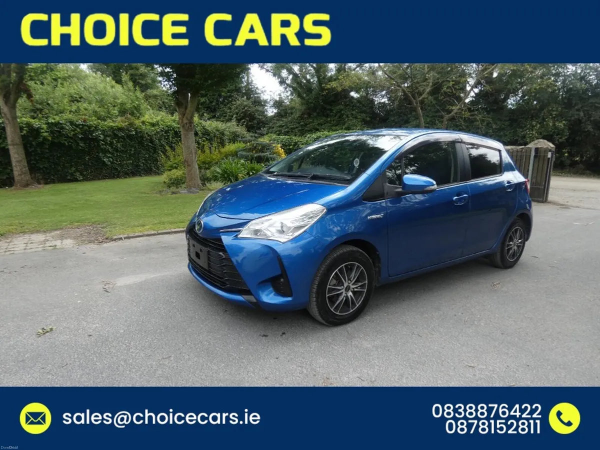 Toyota Yaris 1.5 AUTO HYBRID ANDROID AUTO - Image 2