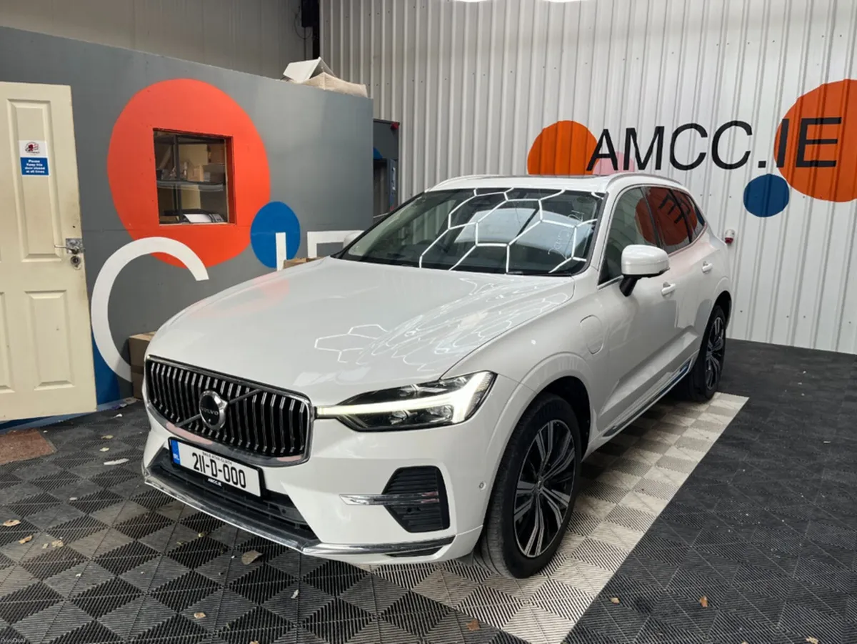 Volvo XC60 2021 VOLVO XC60 T8 PLUG-IN 2.0 AUTOMATI - Image 5
