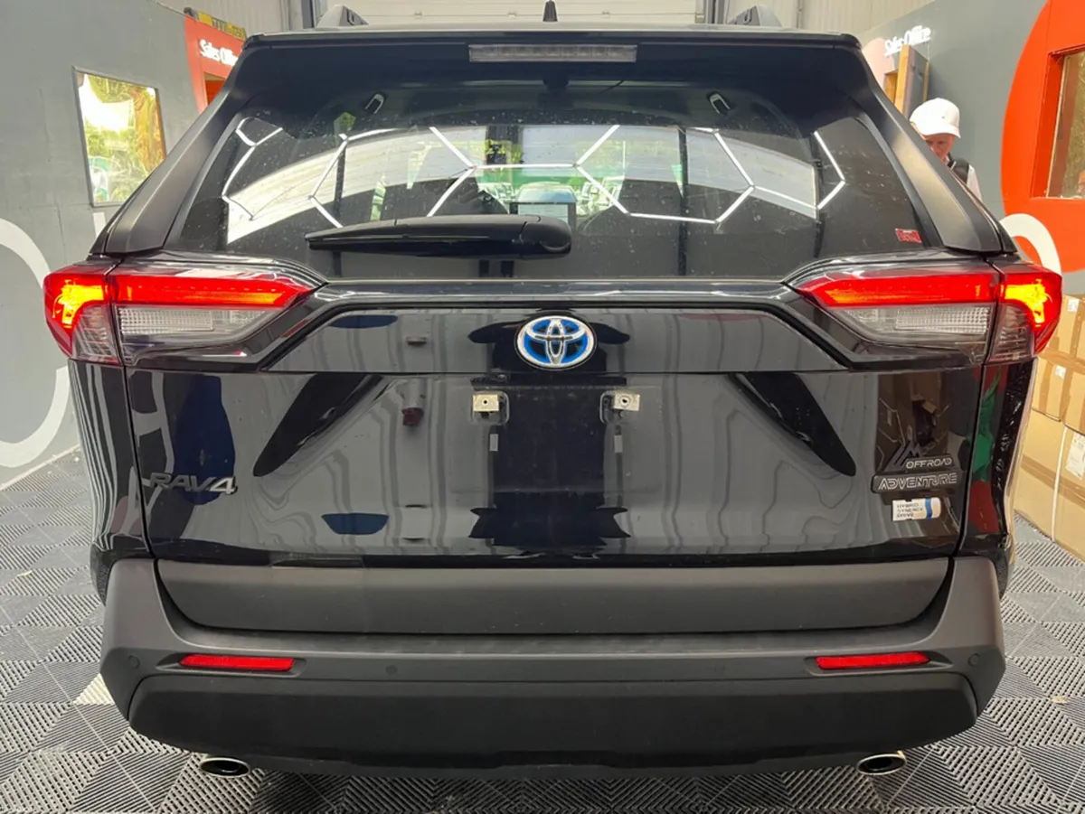 Toyota RAV4 2023 TOYOTA RAV4 HYBRID 2.5 AUTOMATIC - Image 3