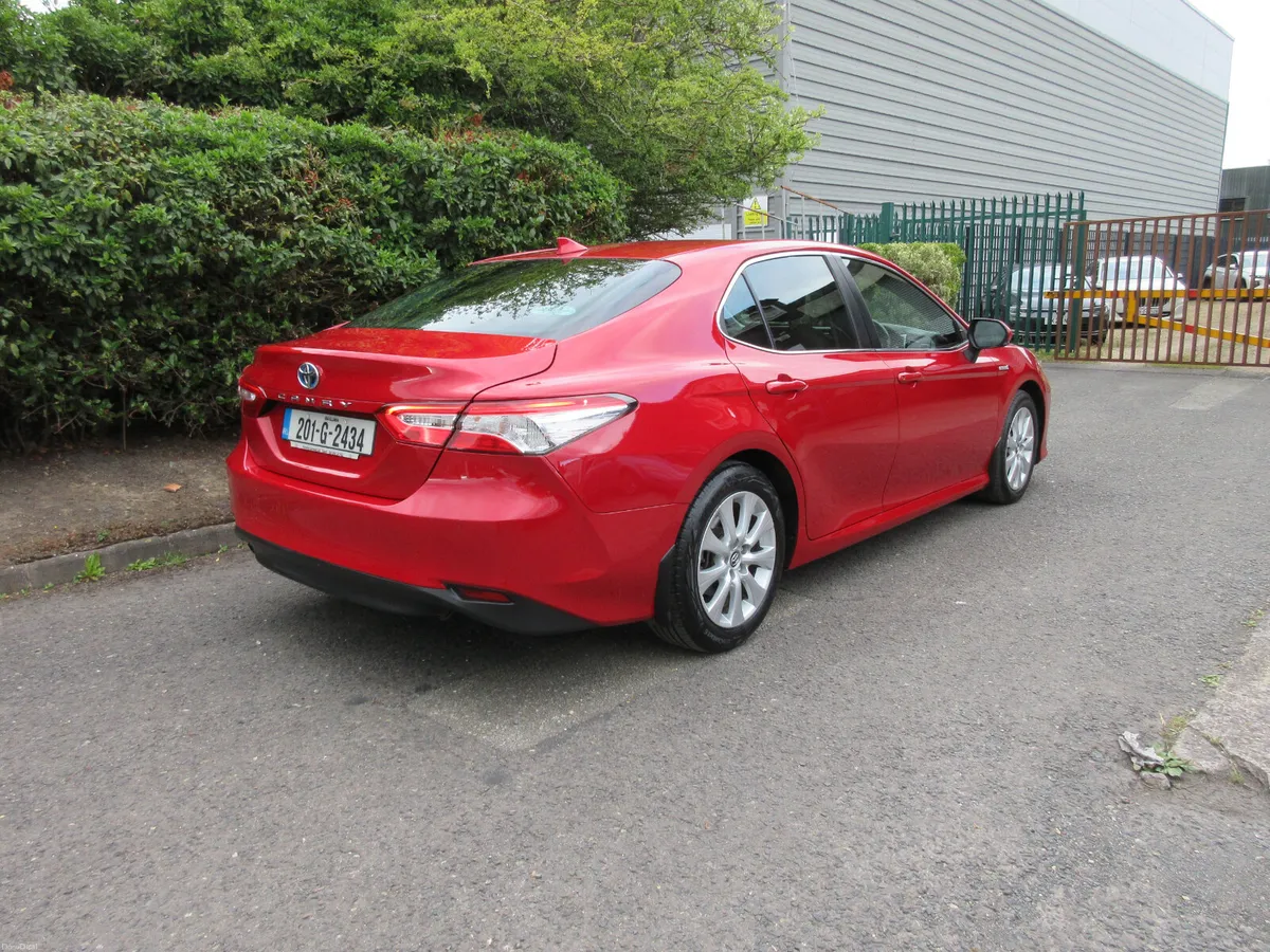 2020 Toyota Camry 2.5 HYBRID SOL - Image 6
