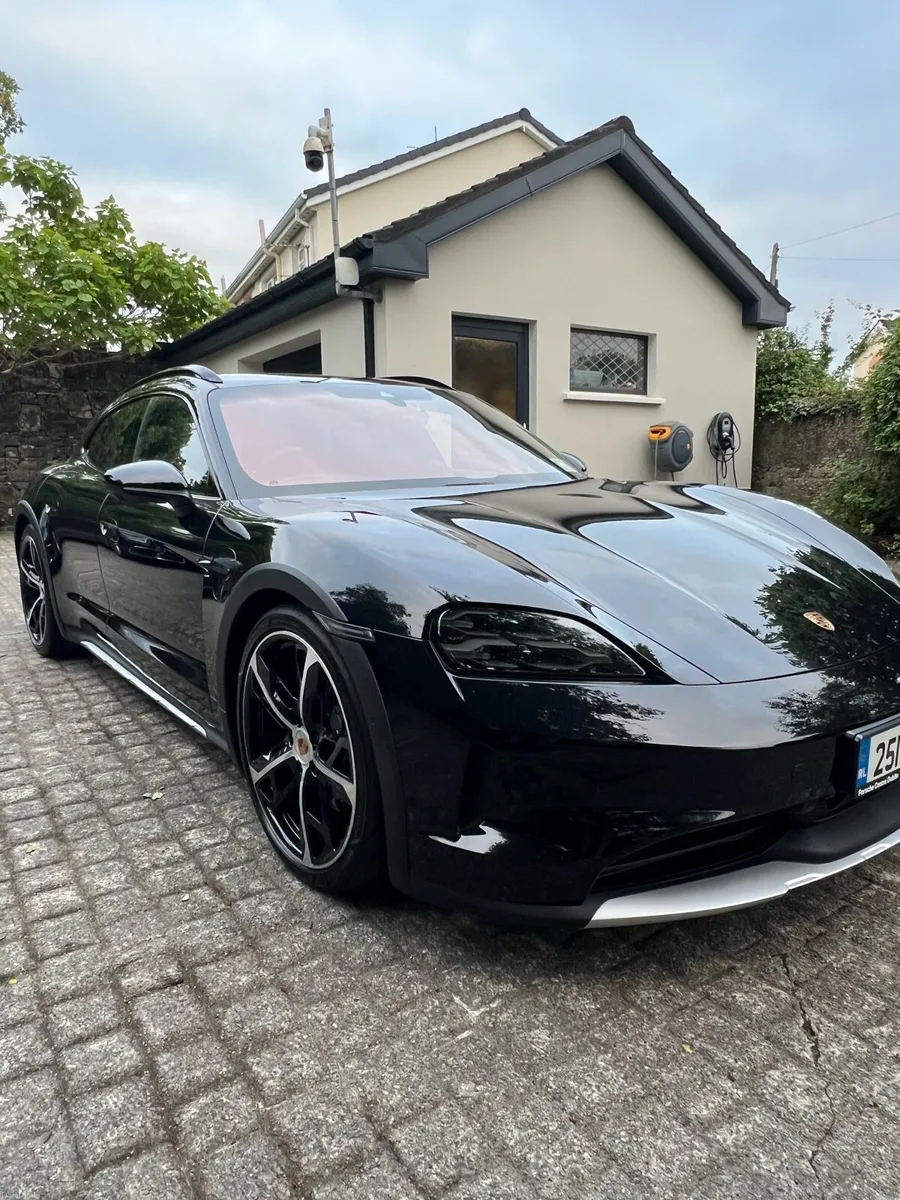 Porsche. - Image 3