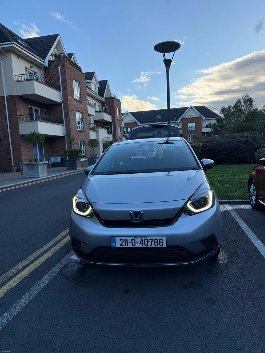 2021 Honda fit/jaz1.5 petrol hybrid with warranty - Image 1