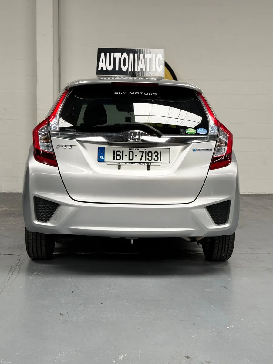 2016 Honda JAZZ/Fit 1.5 Hybrid Automatic,33K Miles - Image 5
