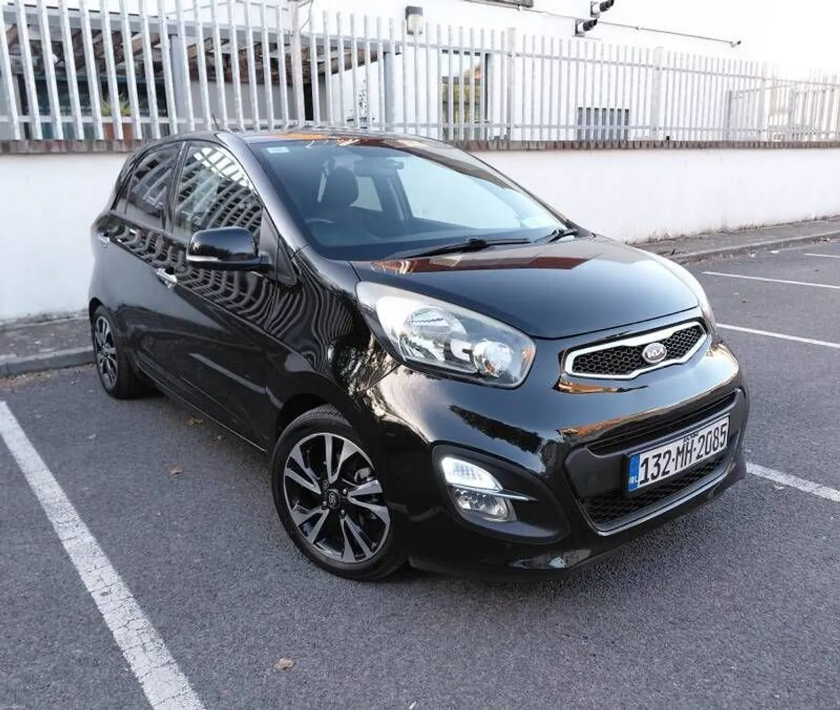 KIA Picanto automatic - Image 1