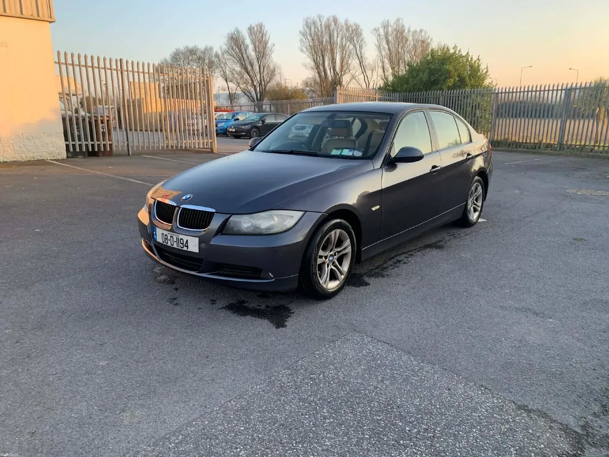 BMW 3-Series 2008 - Image 2