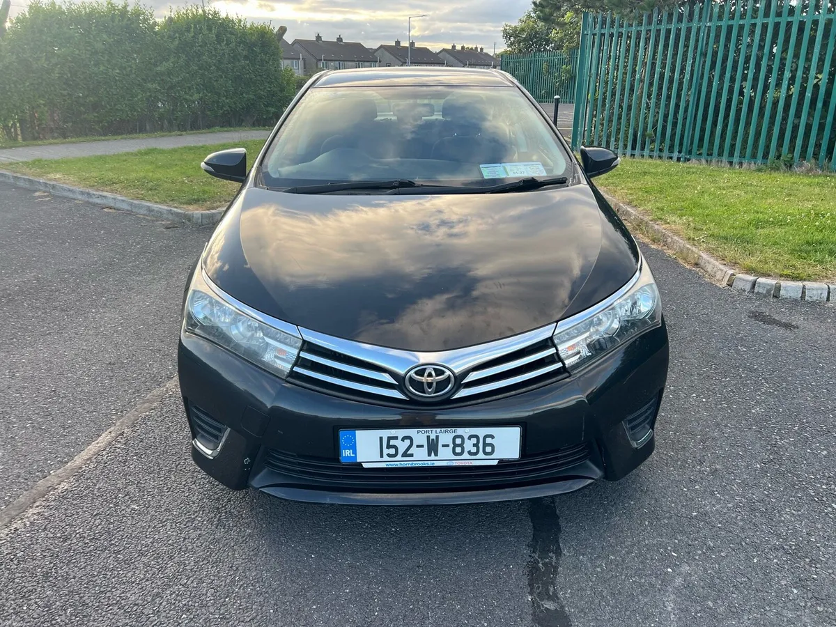 Corolla 1.4 D4D Saloon NCT 12/2026 - Image 2