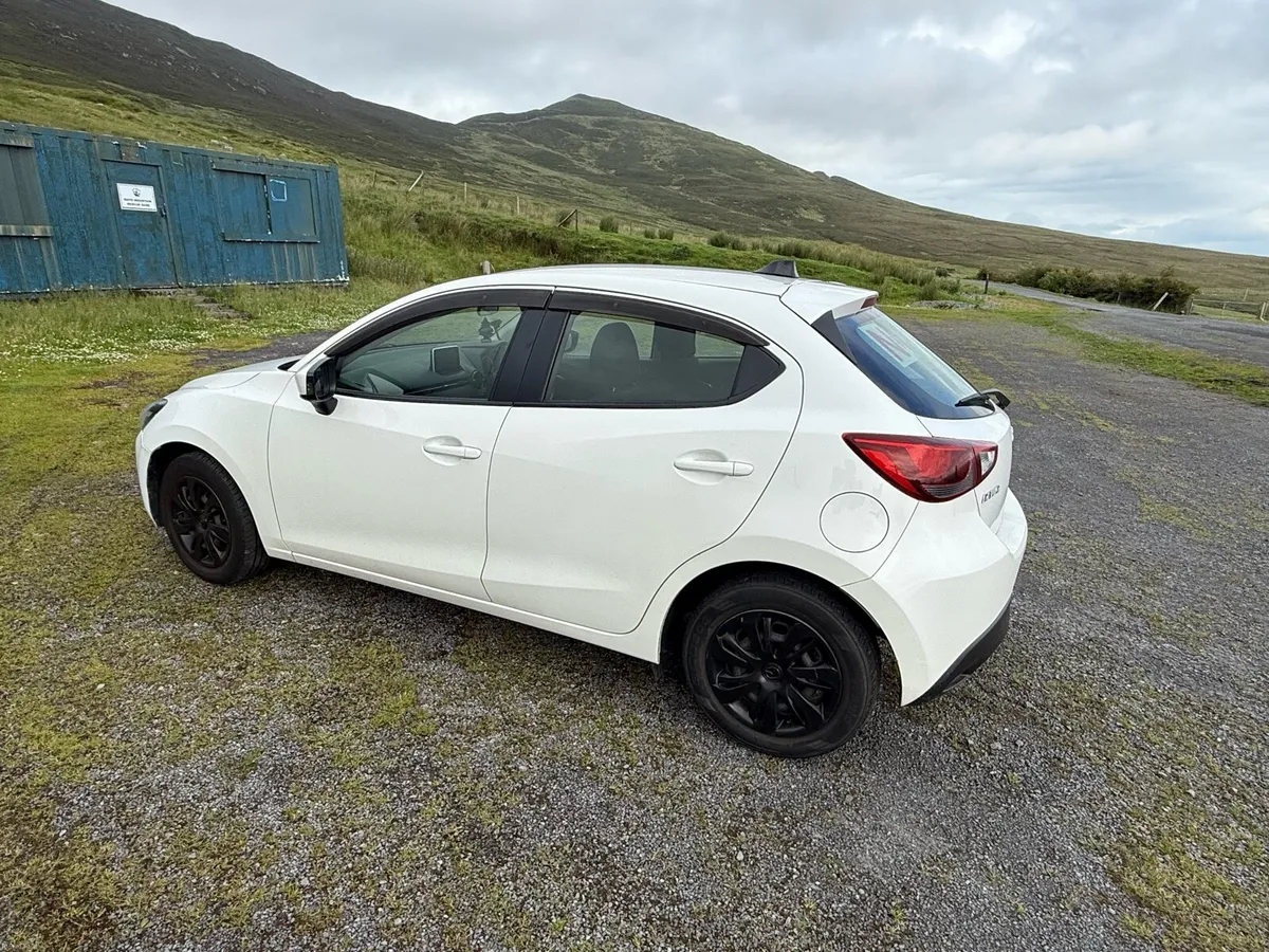 Mazda Demio 2015 - Image 4