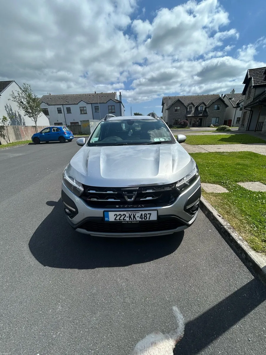 Car - Image 3