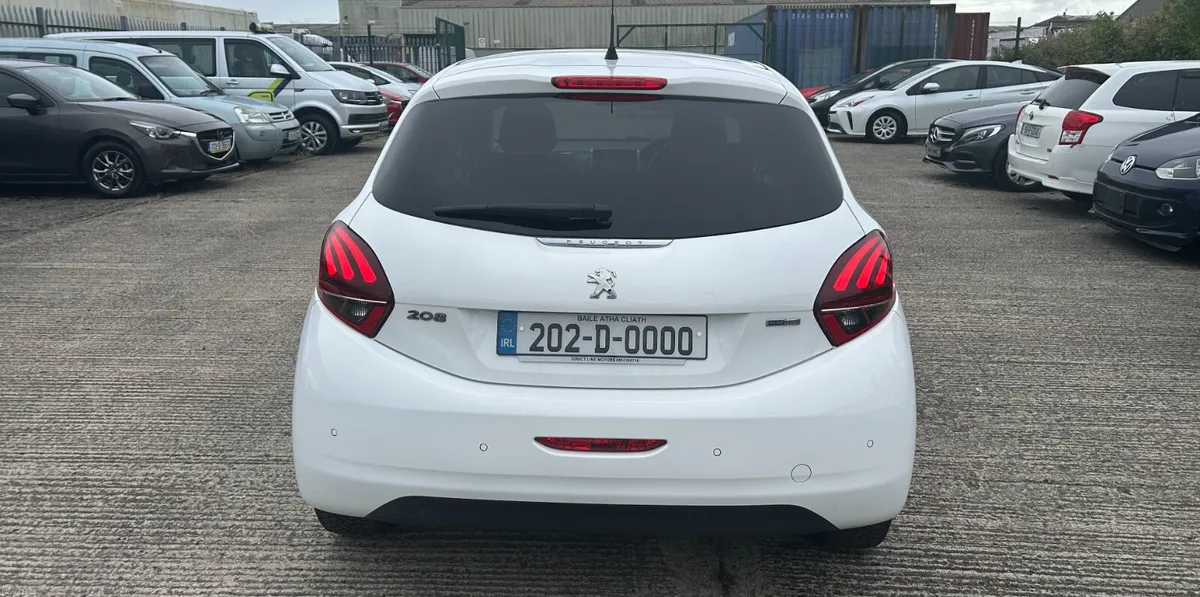 2020 PEUGEOT 208 ALLURE PANROOF - Image 6