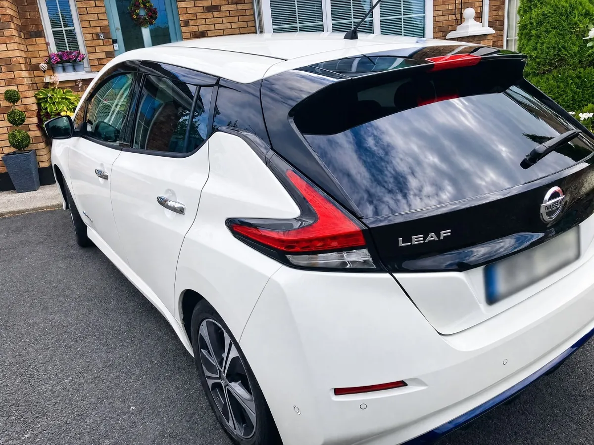2018 Nissan Leaf e-Tekna 40kWh | e-Pedal | ProPilo - Image 5