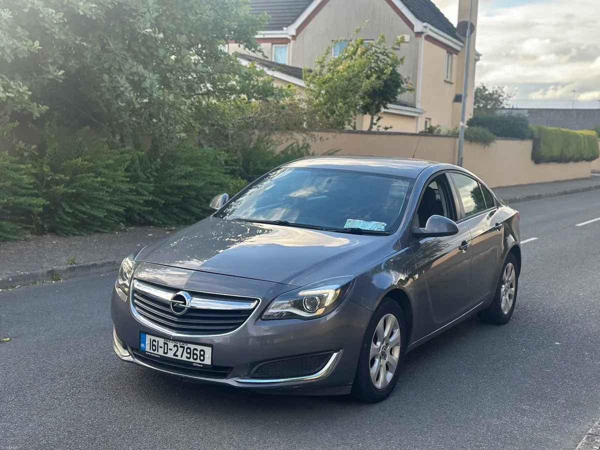 2016 automatic Opel insignia 1.6L diesel nct 07/27 - Image 2