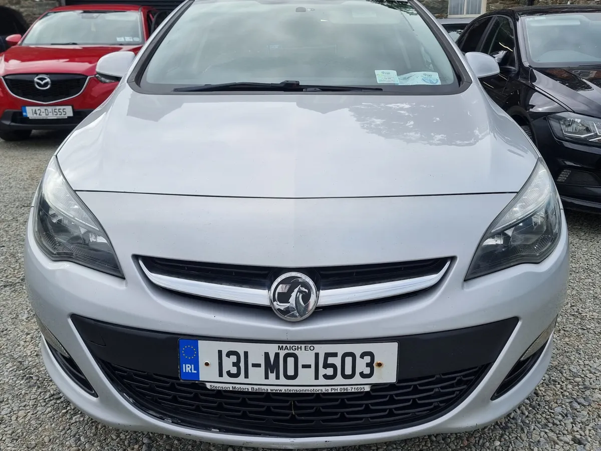 €2222 Vauxhall Astra 2013 diesel nct&tax ⛽️ €2222 - Image 3