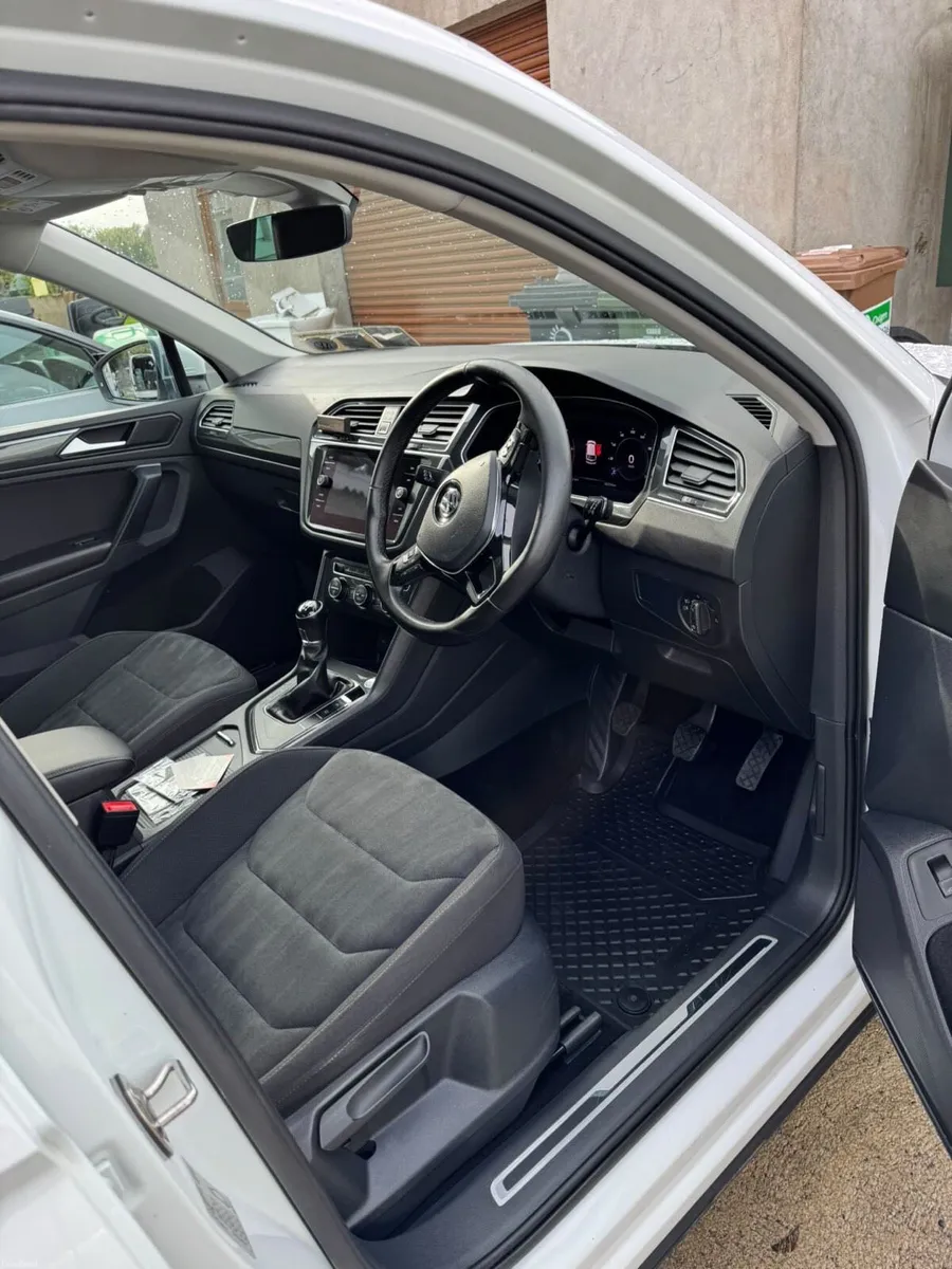 Volkswagen Tiguan Rline 2019 - Image 4