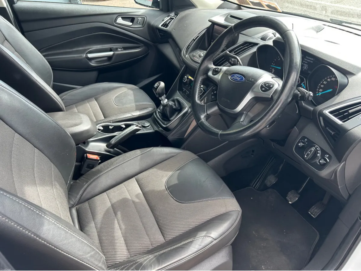 Ford Kuga C520 TITANIUM 2.0 TD 120 S6 M6 F 5DR FWD - Image 6